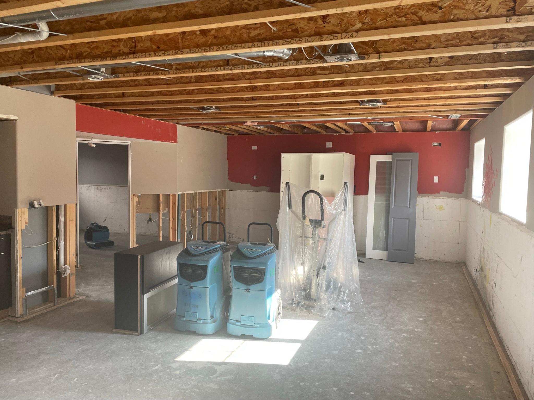 Basement before renovation — pair 2